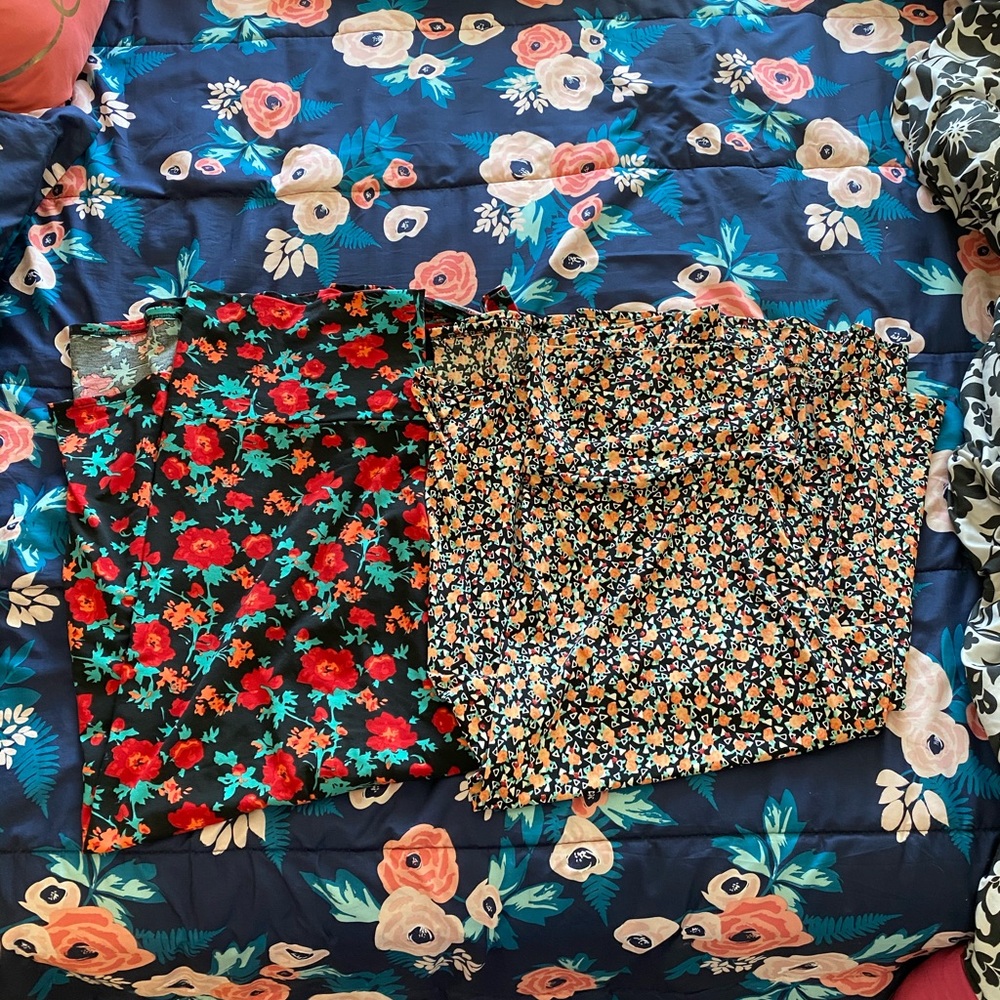 Two lularoe skirts